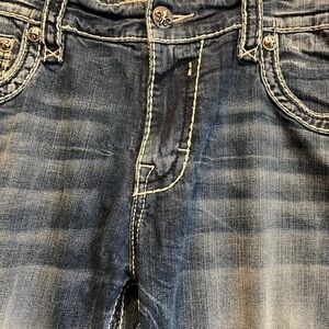 listing-status-banner